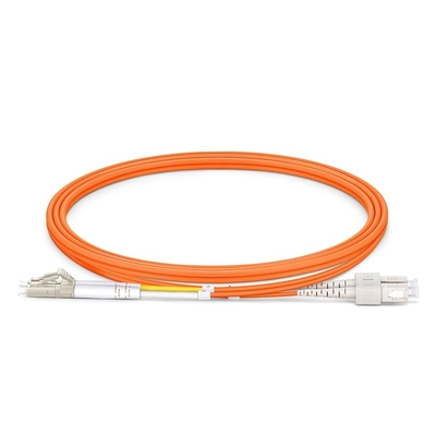 Glatt und Verbindung mit Simplex-Kunststoff-Glasfaserkabel mit FC-, ST-, LC- und SC-Steckern für Telekommunikations- und Ethernet-Netzwerke