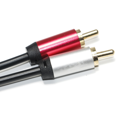 Digitales Audiokabel 3,5 mm 2/1 schwarz PVC weiß rot plattierter Aluminiumlegierung goldener Stecker für Auto-Audio