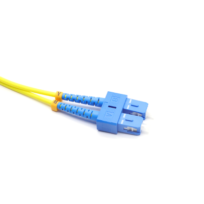 Weibliches MPO-Stammkabel 12 Fasern Typ A Multimode MM OM3/OM4 MPO Patch Cord LSZH 50/125